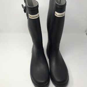 Bearpaw Rain Boots, solid black, SZ 10